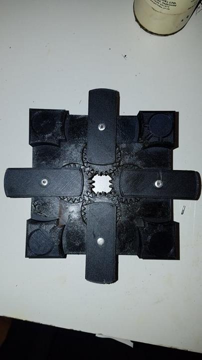 55713662_777160419327343_8943849625291325440_n